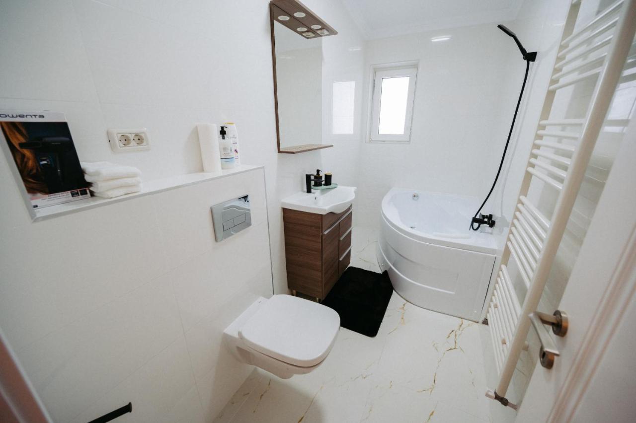 Modern Loft One Apartment ซูชาวา ภายนอก รูปภาพ
