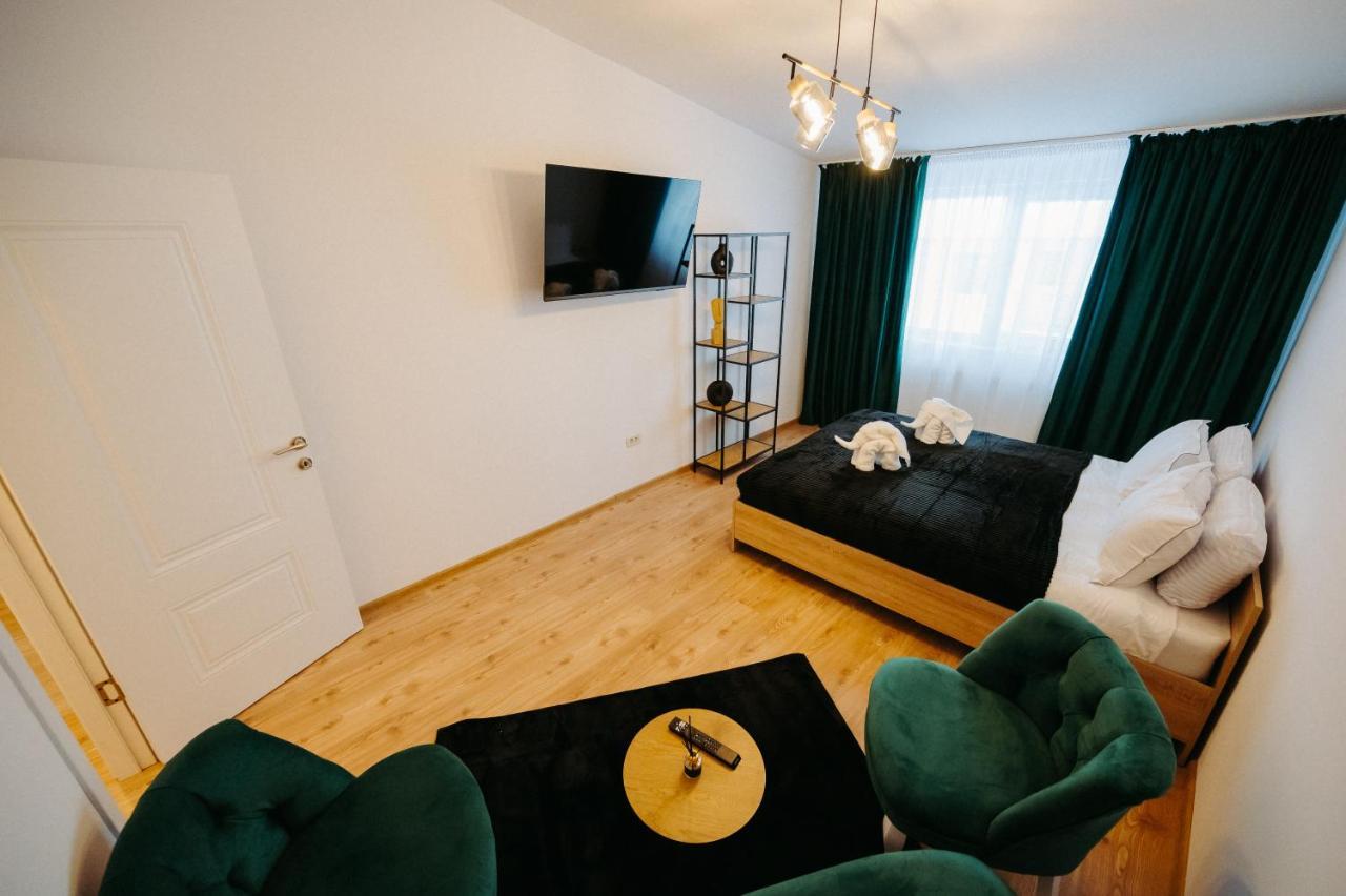 Modern Loft One Apartment ซูชาวา ภายนอก รูปภาพ