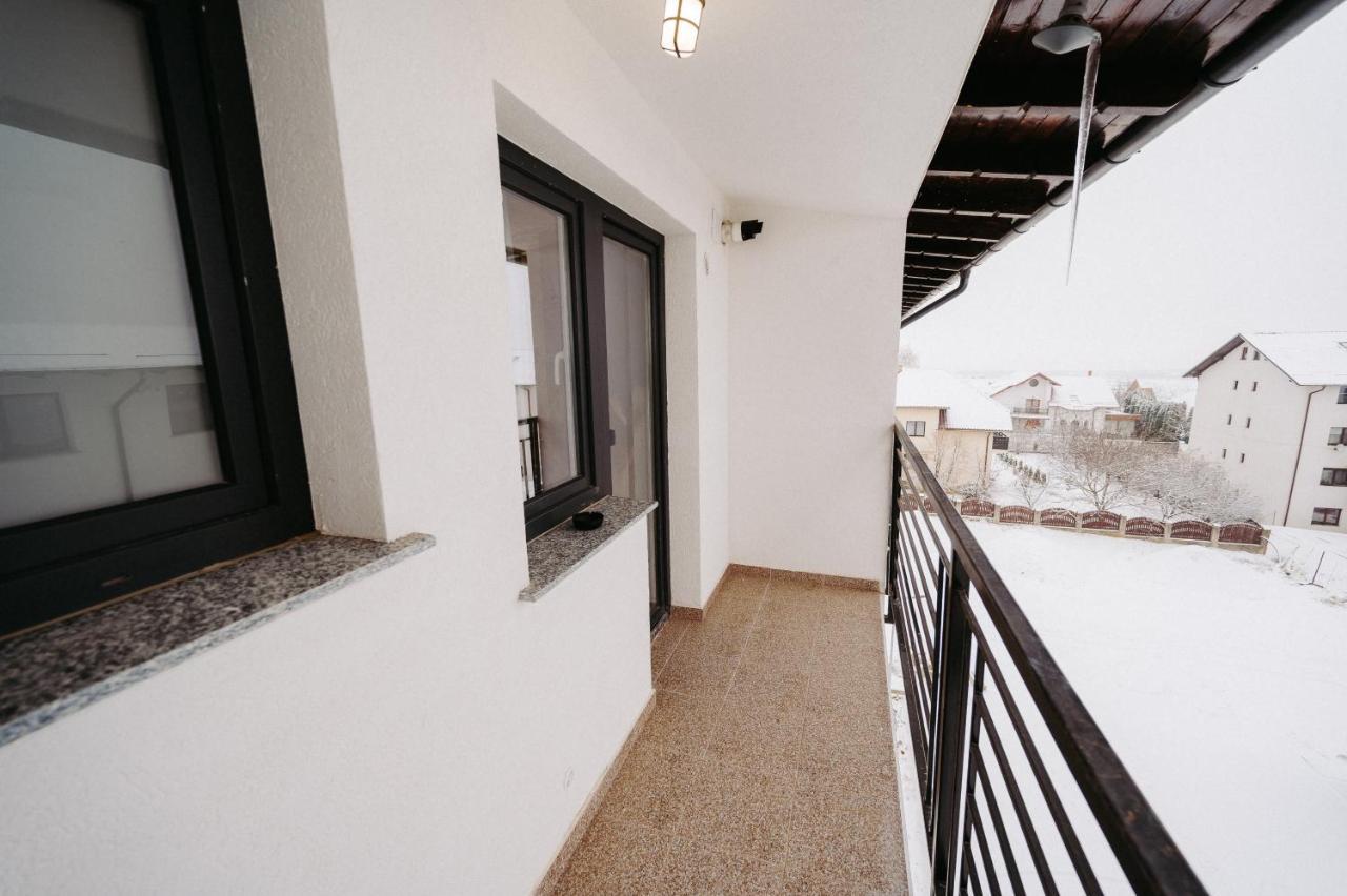 Modern Loft One Apartment ซูชาวา ภายนอก รูปภาพ
